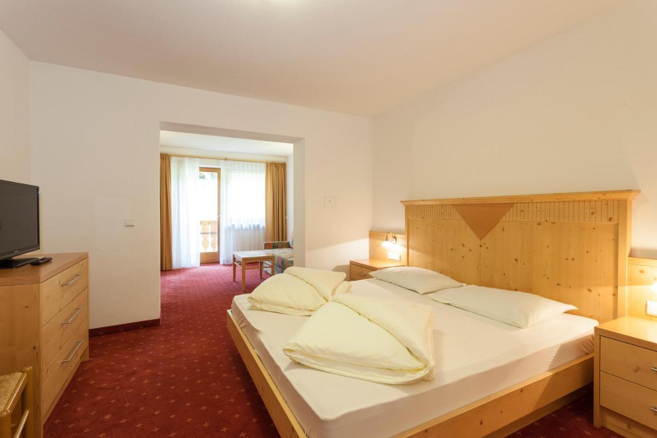 Alpenspitz Appartements - Garni - B&B Racines Eksteriør bilde