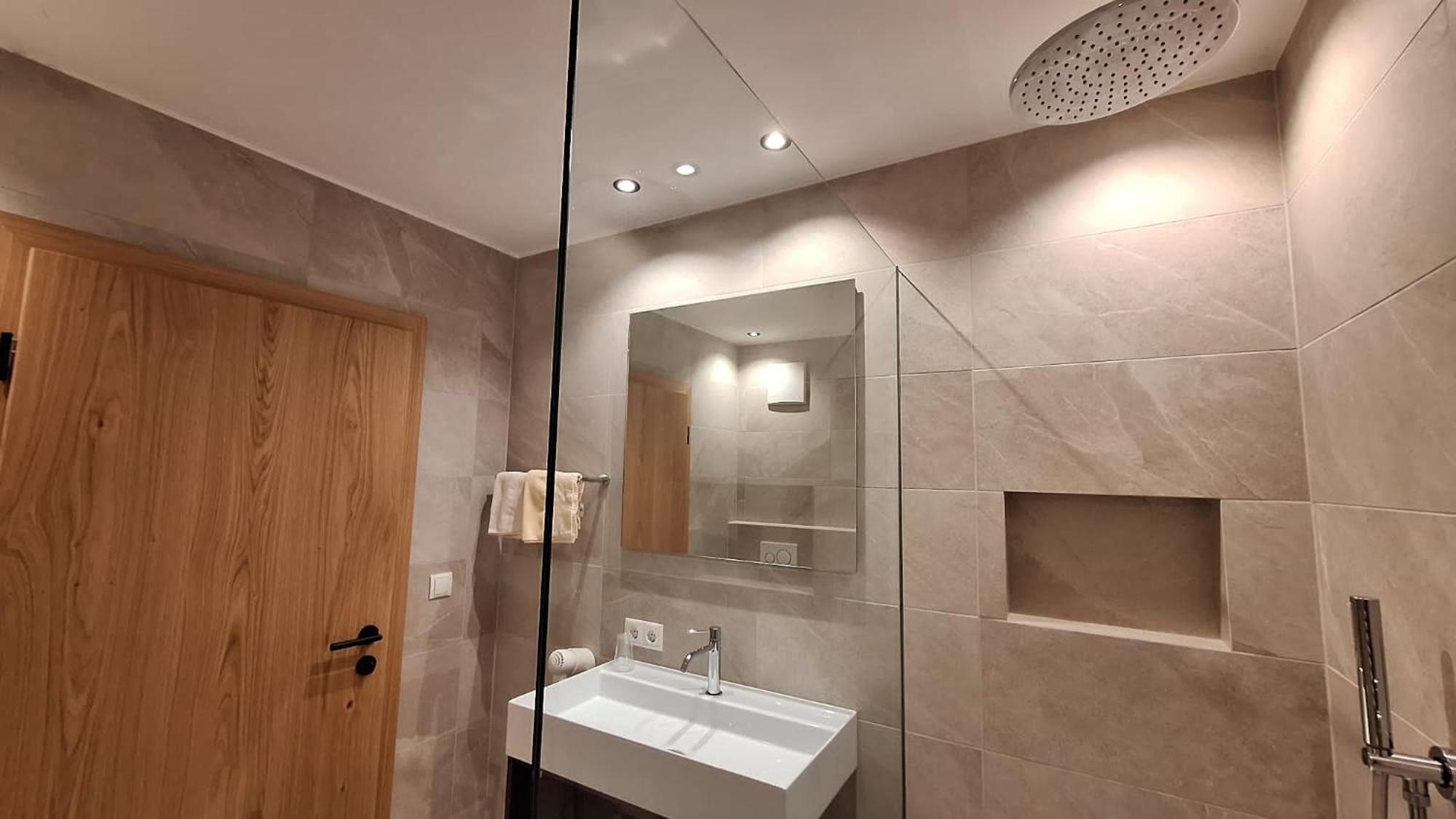 Alpenspitz Appartements - Garni - B&B Racines Eksteriør bilde
