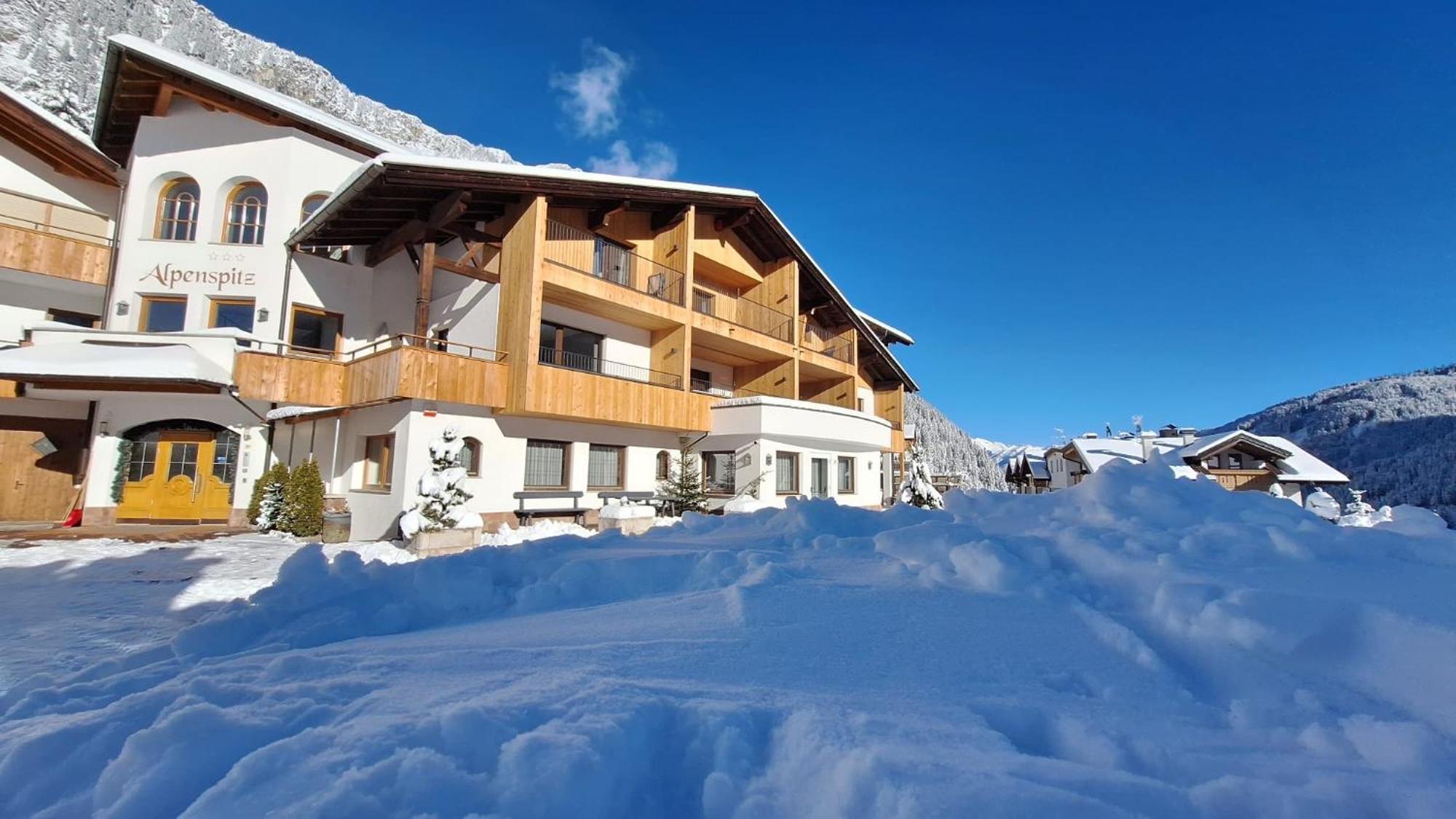 Alpenspitz Appartements - Garni - B&B Racines Eksteriør bilde